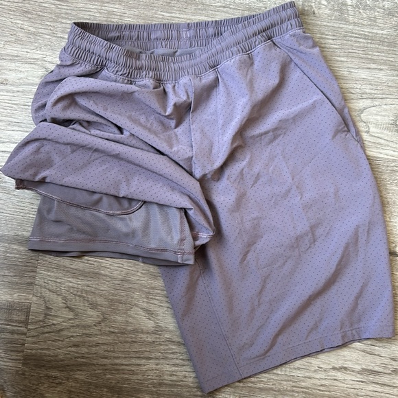 Lululemon Pace Makers 9” men’s lined shorts in graphite purple size small S - Picture 9 of 9